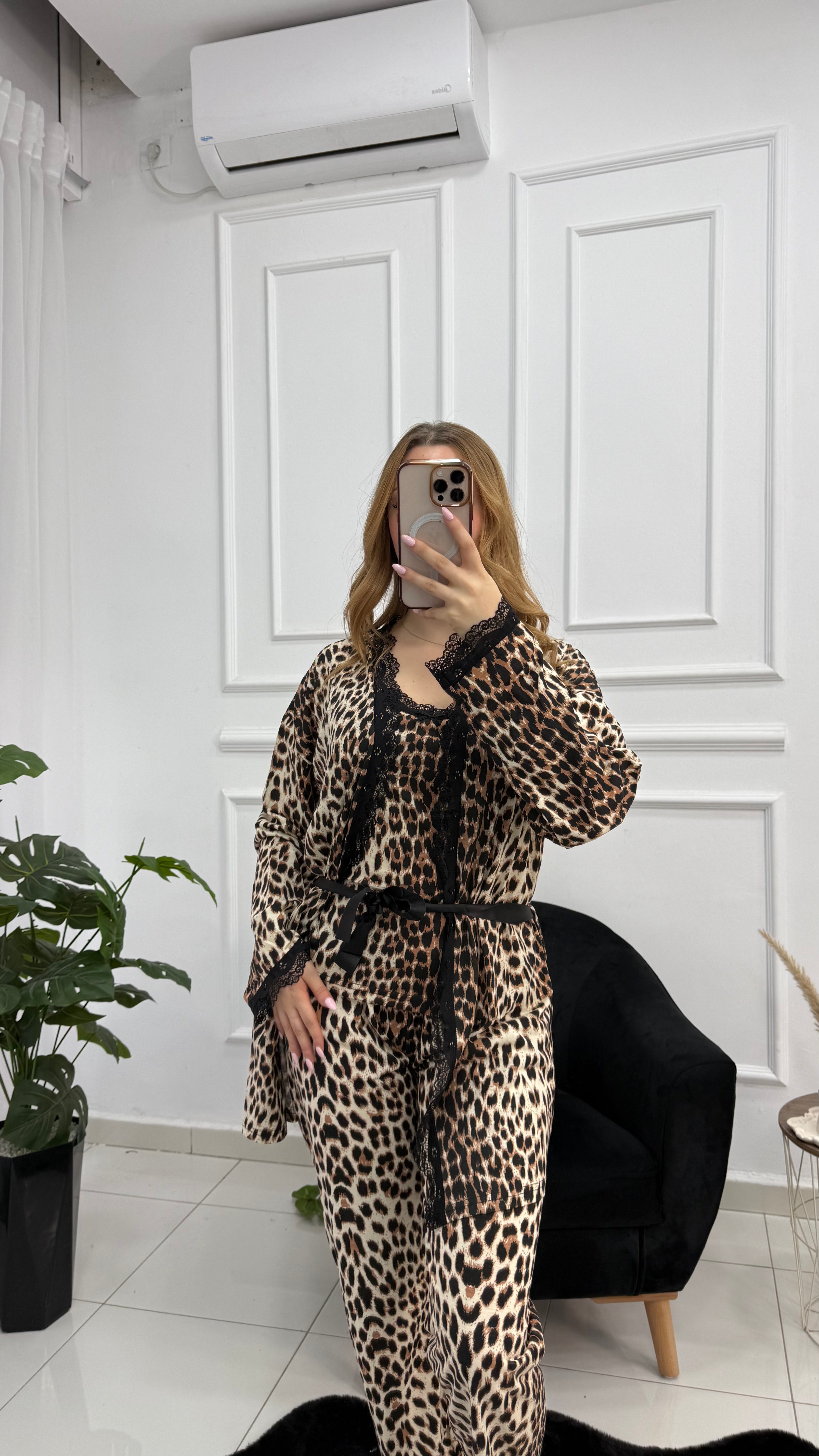 Pyjama 3 pièces Wild Lady